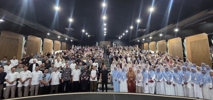 Kedamaian Hati Orang Tua, Kunci Kebahagiaan Anak: Refleksi Maulid Nabi di Majlis Taklim  Bina Muslim Purwakarta